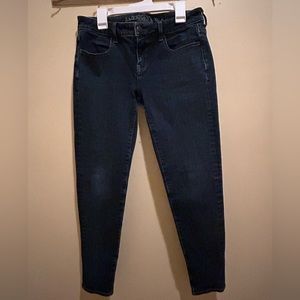 low rise American eagle jeans